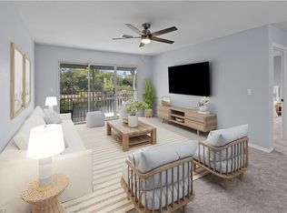 1574 Trafalgar Ln #D-202, Naples, FL 34116