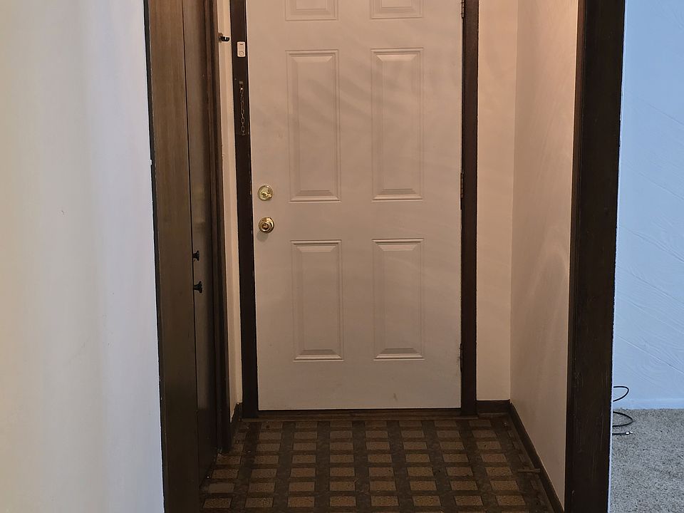 Entry foyer