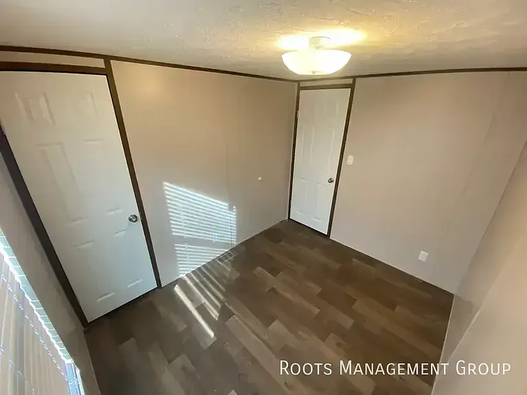 43 2nd Cir #43 — Photo 9