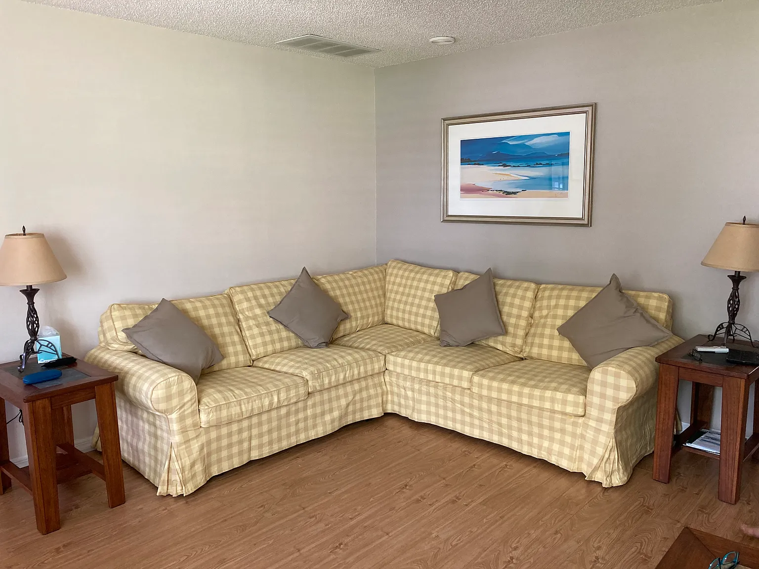 2 bed, 1300 sqft, $2,100 — Photo 2