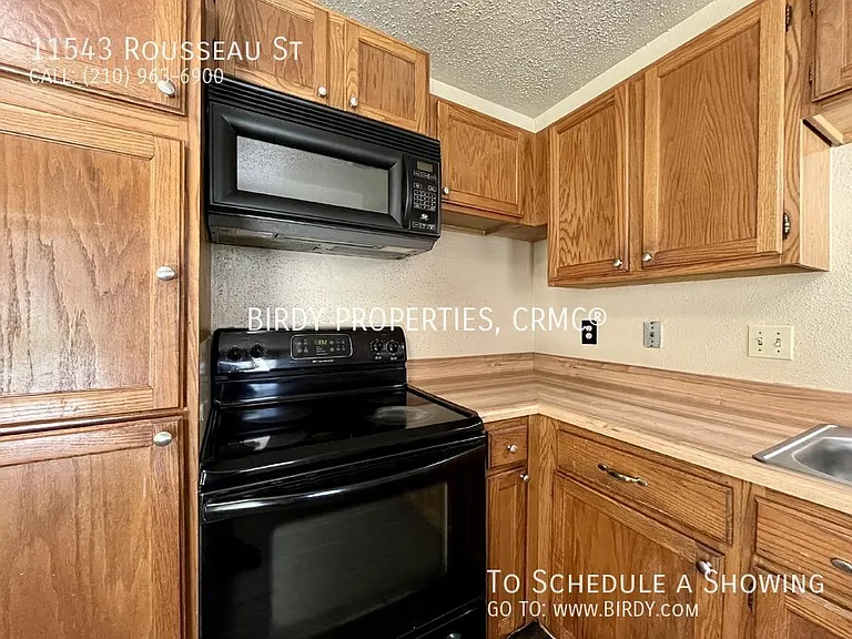 11543 Rousseau St — Photo 14