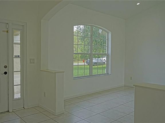 4th image of 2391 SE Rock Springs Dr