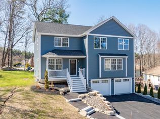 9 Michelle Dr, Nashua, NH 03062