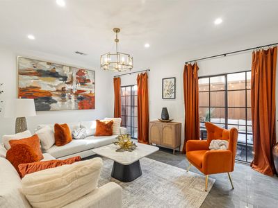 3817 Rawlins St APT 104, Dallas, TX, 75219
