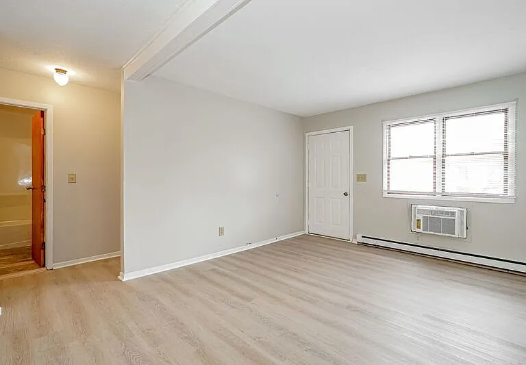 207 N Madison Rd #C — Photo 4