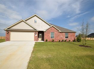451 Rossi St, Springdale, AR 72762
