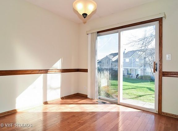 4th image of 165 Sherwood Ct #165