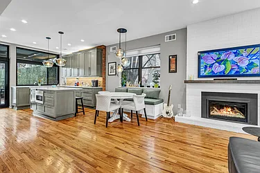 207 Huntington Street