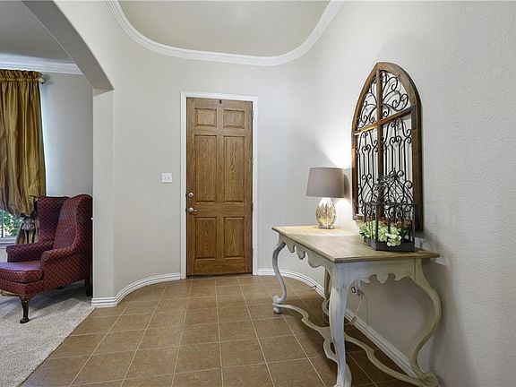 2nd image of 2516 Saddlehorn Dr