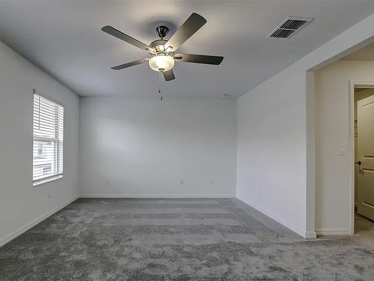 8240 Corner Pine Way — Photo 17