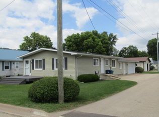 711 Jefferson St, Guttenberg, IA 52052
