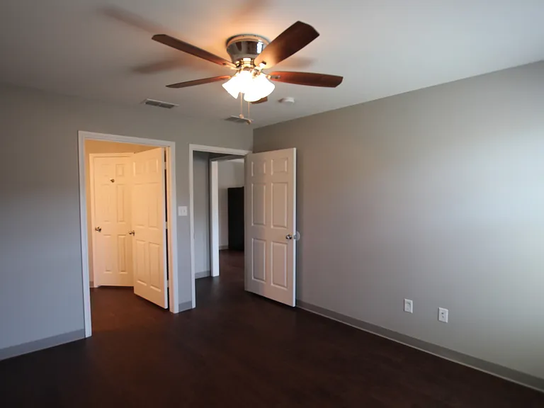 McDonald Duplexes — Photo 12