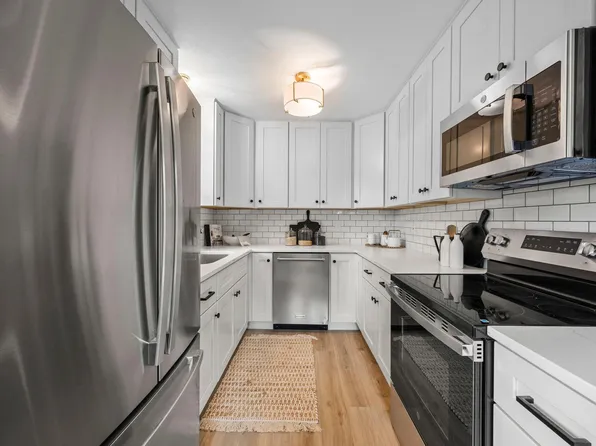 361 Territorial Rd NE, Blaine, MN 55434