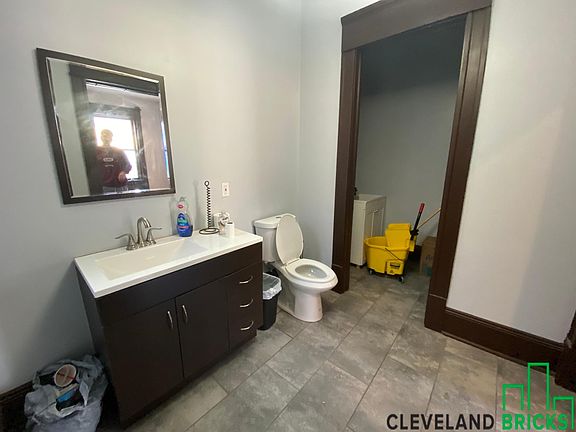 4th image of 3228 Lorain Ave #Tg3sc8q5h