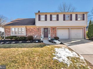 489 Westwood Dr, Woodbury, NJ 08096