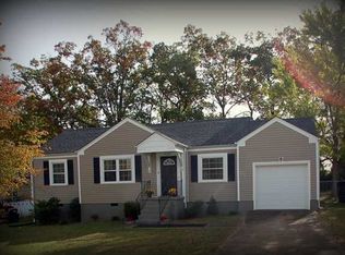 702 Pyron Ln, Chattanooga, TN 37412