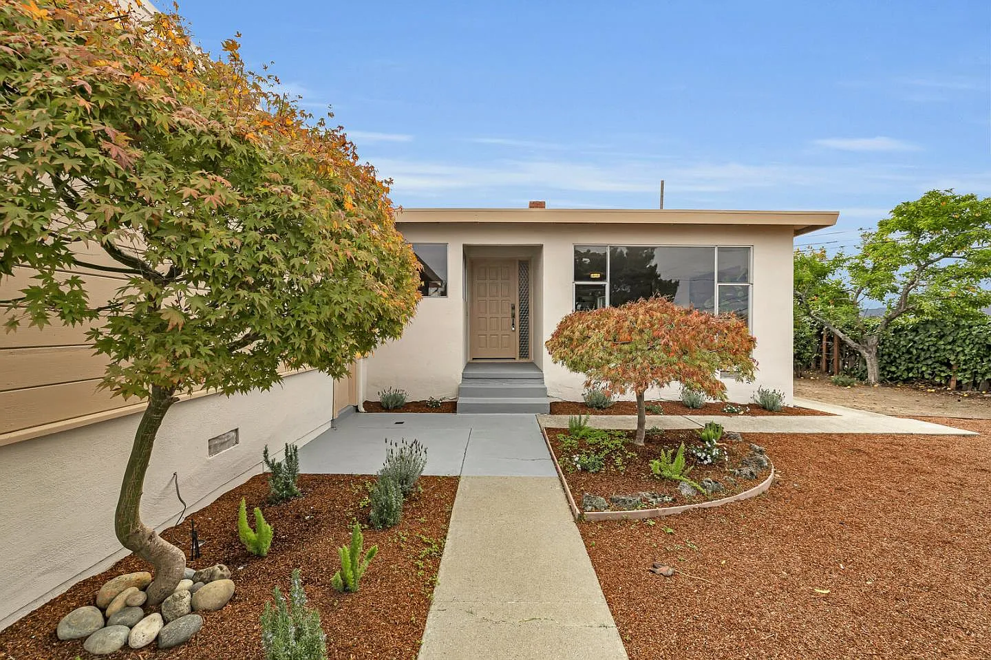 3423 Plateau Dr photo 1