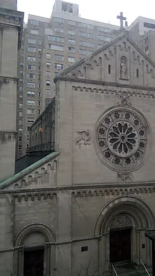 Rented by Manhattan Residential Group | media 22