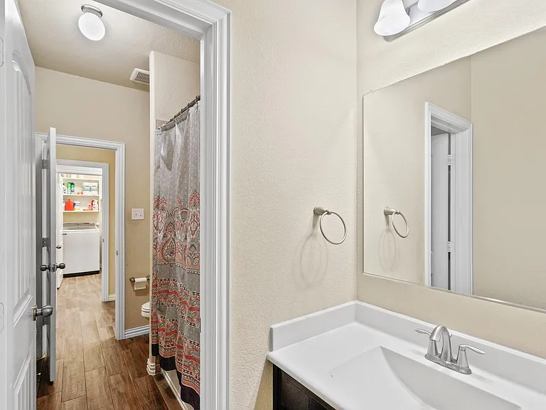 16609 Lincoln Park Ln — Photo 17