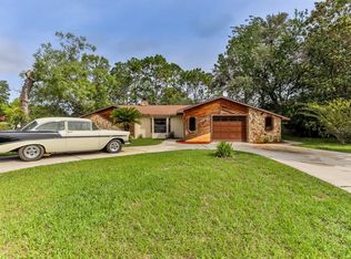 13511 Drayton Dr, Spring Hill, FL 34609