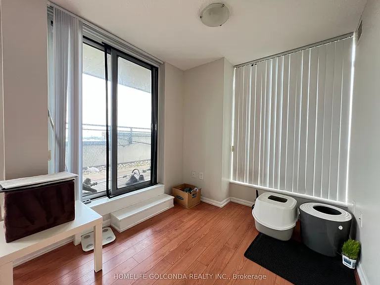 830 Lawrence Ave W #902 — Photo 13