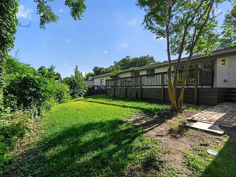 2808 Woodland Dr — Photo 29