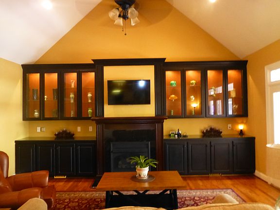 Family Room Built Ins