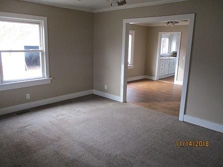 2nd image of 310 Marine Dr