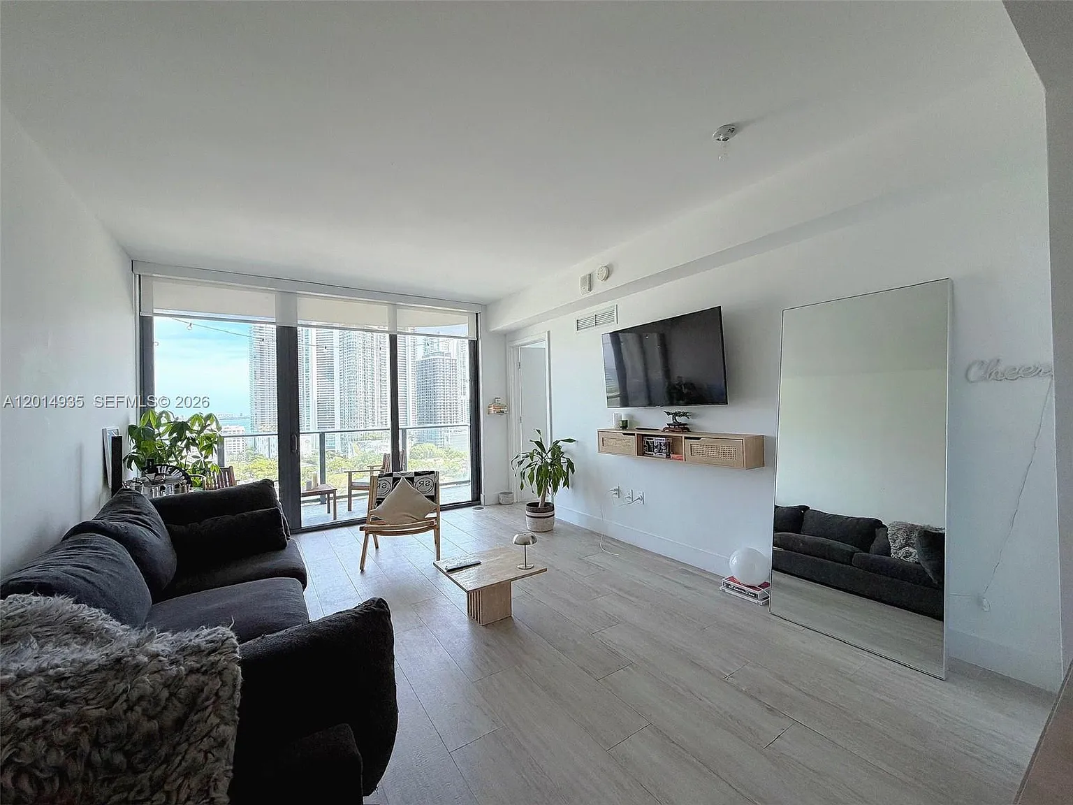 3401 Midtown Condo — Photo 4