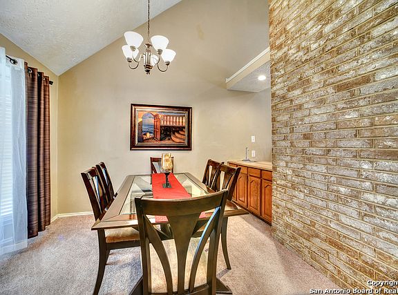 3rd image of 6307 Welles Glenn Cir