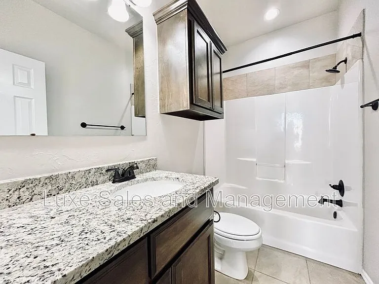 1328 Garden Gate Dr #A — Photo 10