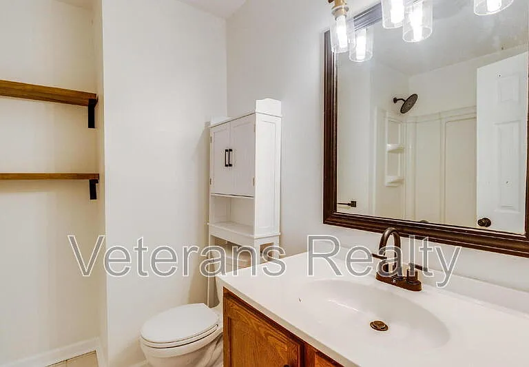 1210 Spring Dr — Photo 12