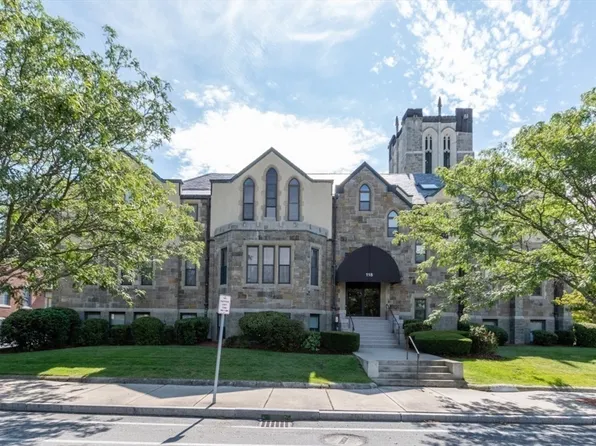 115 Washington St APT 3D, Winchester, MA 01890