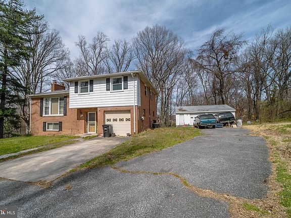 2nd image of 6900 Temple Hill Rd