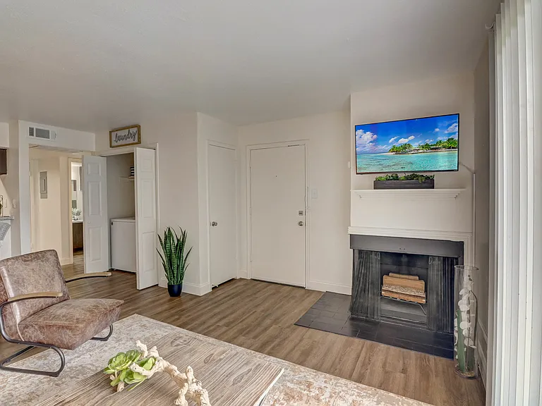 Cozy Living Room at Oak Park Apartments