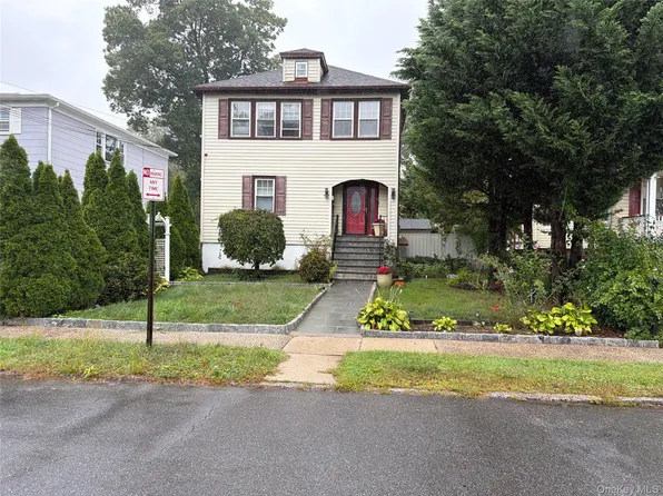 15 Stevens St, White Plains, NY 10606