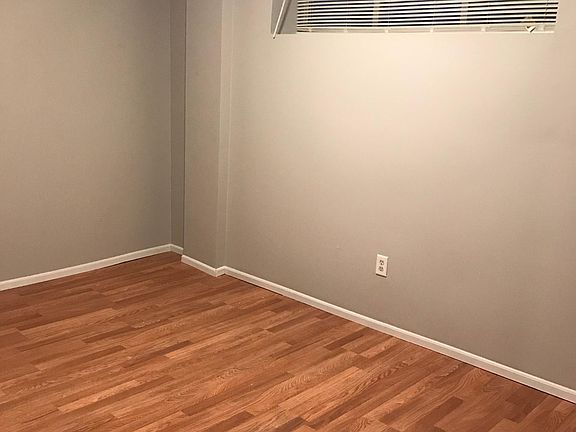 5th image of 20 Pheasant Ln
