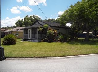 202 Florida Dr, Auburndale, FL 33823