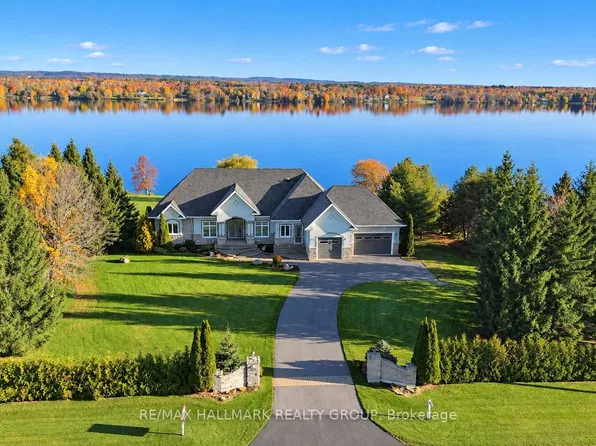 3665 Front Rd, East Hawkesbury, ON K6A 2W5
