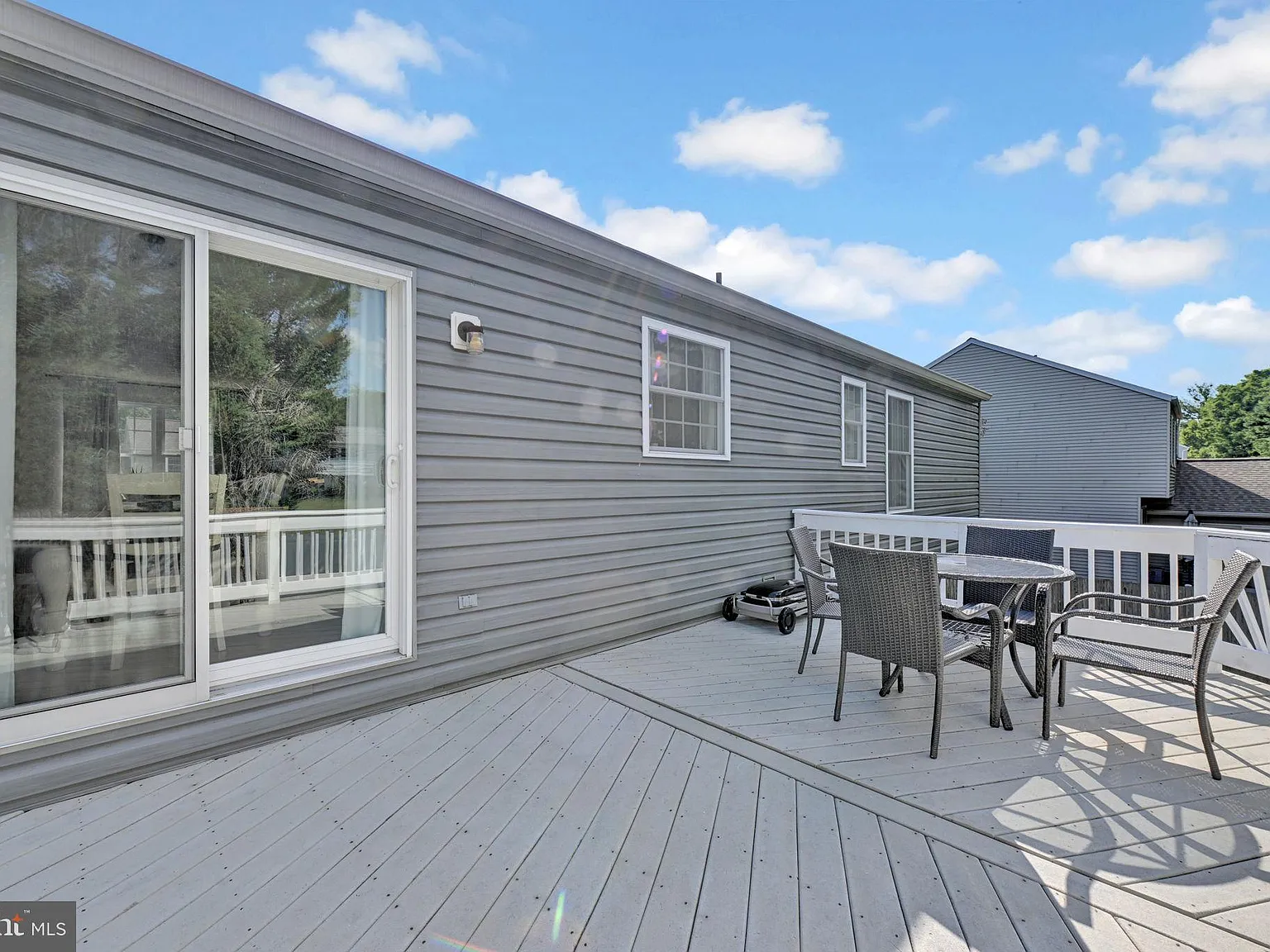 3 bed, 1738 sqft, $3,500 — Photo 4