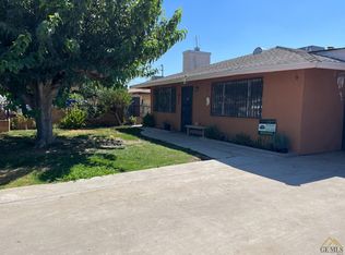 2107 Oleander St, Delano, CA 93215