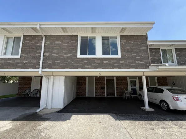 10 Cour Masson #10, Palos Hills, IL 60465