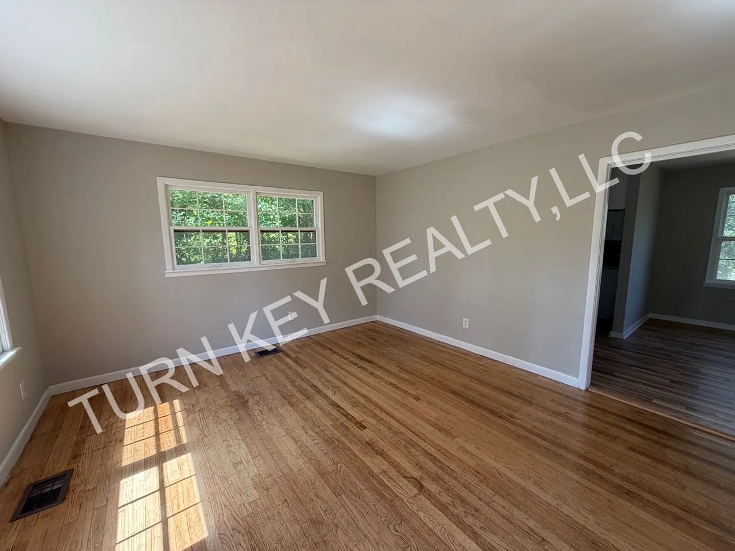 Home For Rent In Tarrant **Accepts Section 8** — Photo 2
