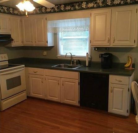 4th image of 930 Harvey Ave