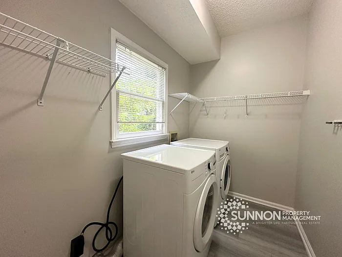 9300 Harris Glen Dr — Photo 9