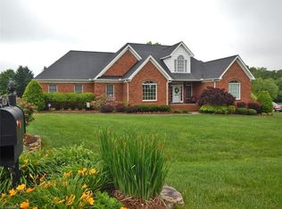 8503 Merriman Farm Rd, Oak Ridge, NC 27310