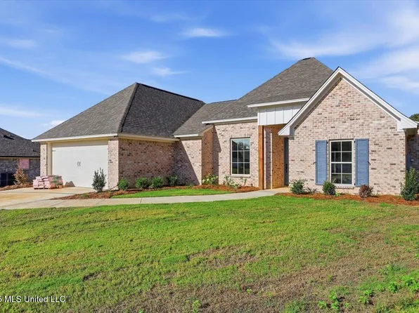 311 Jasmine Cove Ln, Brandon, MS 39042