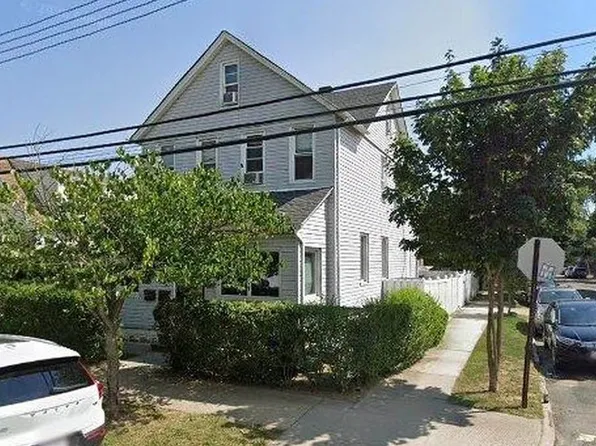 215-28 39th Avenue image 1 of 7