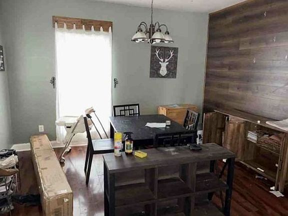 Formal Dining