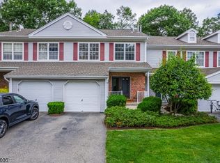 70 Hickory Way, Mount Arlington, NJ 07856